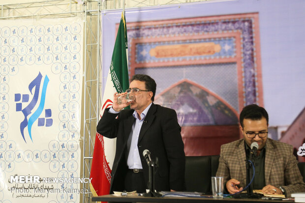 مناظره زاکانی و تاج زاده