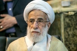 Ayatollah Jannati hails Leader’s anti-American stance