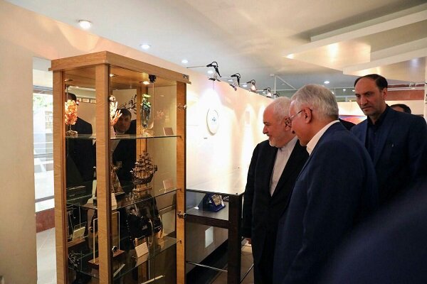 افتتاح متحف هدايا ظريف في اصفهان