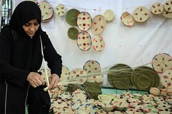 Sales exhibit of handicrafts opens in Tehran