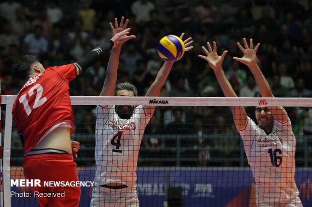 Iran vs Portugal at 2019 VNL Week 4