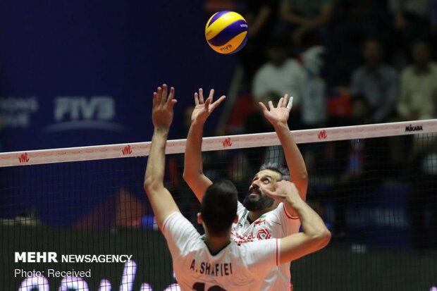 Iran vs Portugal at 2019 VNL Week 4