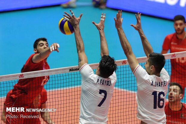 Iran vs Portugal at 2019 VNL Week 4