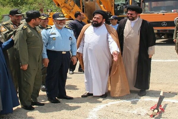 کلنگ احداث مسجد در شهرک کوی انقلاب به زمین زده شد