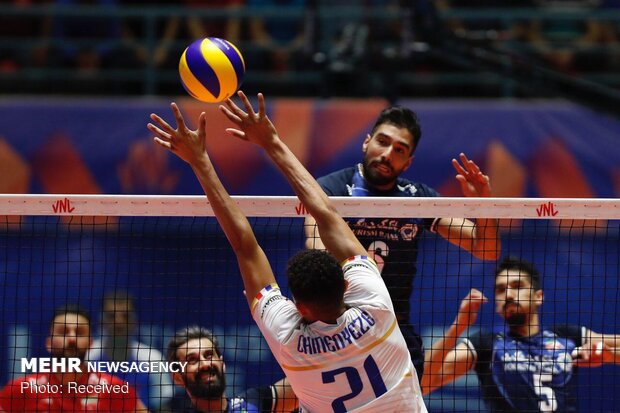 Iran vs France at 2019 men’s VNL