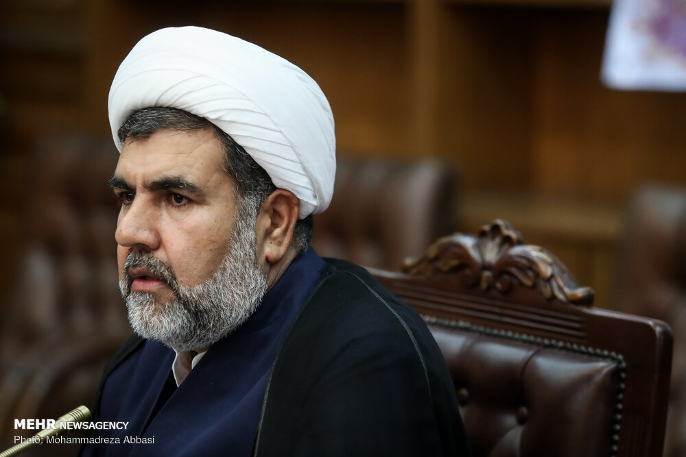 دولت روحانی بودجه را پیش‌خور کرد/ رفع مشکلات زمان‌بر است