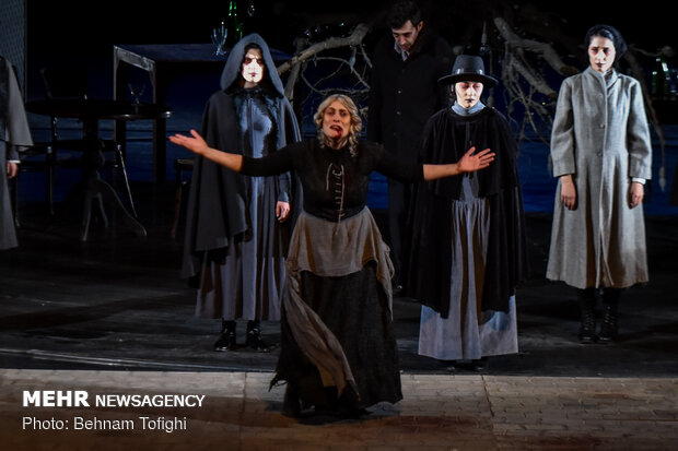 Servati's 'Crime and Punishment' on stage in Tehran