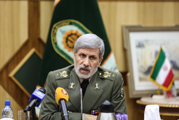 MoD Hatami vows 'harsh response' to any aggression against Iranian soil
