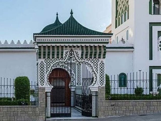 اسپین میں مسلح افراد کی مسجد پر فائرنگ اسپین میں مسلح افراد کی مسجد پر فائرنگ