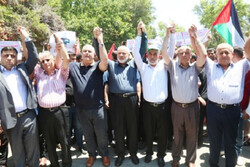 استمرار المظاهرات المنددة بمؤتمر البحرين فی غزه