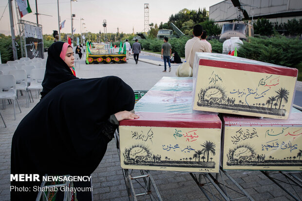 مراسم وداع با پیکر‌های مطهر150 شهید تازه‌تفحص‌شده دوران دفاع مقدس