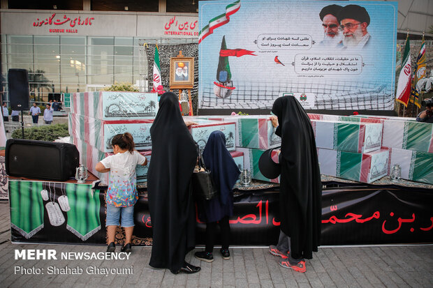 مراسم وداع با پیکر‌های مطهر150 شهید تازه‌تفحص‌شده دوران دفاع مقدس