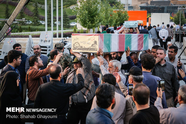 مراسم وداع با پیکر‌های مطهر150 شهید تازه‌تفحص‌شده دوران دفاع مقدس