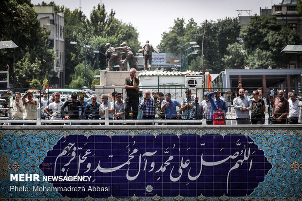مراسم تشییع پیکرهای مطهر ۱۵۰ شهید تازه‌ تفحص‌ شده دفاع مقدس