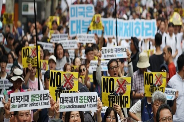 جنوبی کوریا میں کتے کا گوشت کھانے کے خلاف مظاہرہ