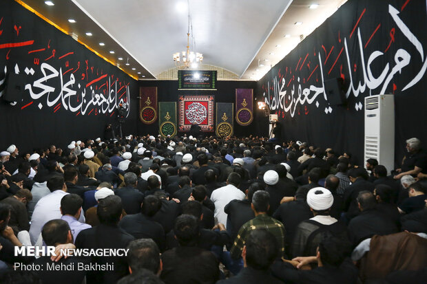 Martyrdom anniversary of Imam Sadiq (AS) marked in Qom prov.