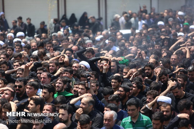 Martyrdom anniversary of Imam Sadiq (AS) marked in Qom prov.