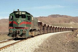 رشد ۵۲۳ درصدی تناژ بارهای صادراتی ریلی فارس