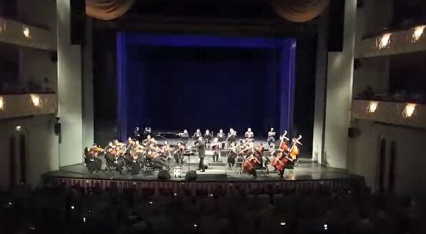 ‘Alnam’ brings Azeri orchestra to Vahdat Hall