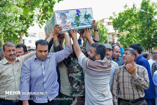 وداع شاهرودی‌ها با شهید امینیان