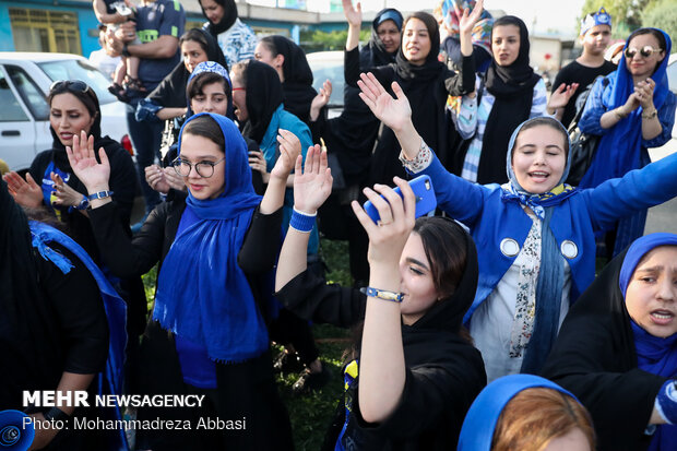 Esteghlal’s first public training session under Stramaccioni