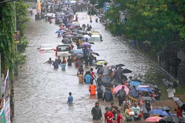 بنگلہ دیش میں بارشوں کے دوران آسمانی بجلی گرنے سمیت مختلف واقعات میں 21 افراد ہلاک