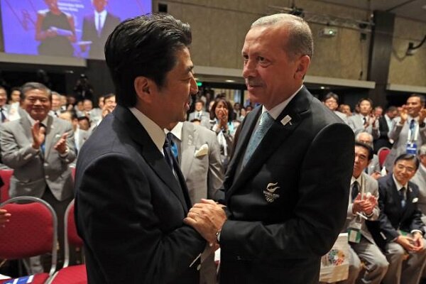 Japonya Başbakanı'ndan Erdoğan'a İran önerisi