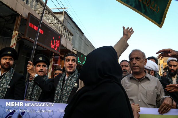 آیین استقبال از کاروان خدام حرم مطهر رضوی در اهواز