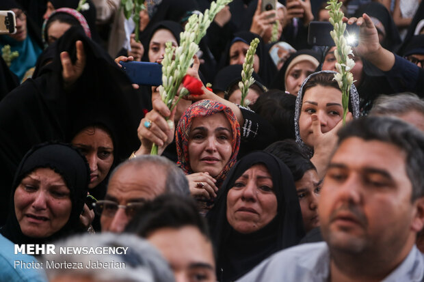 آیین استقبال از کاروان خدام حرم مطهر رضوی در اهواز