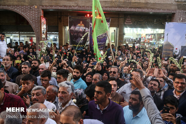 آیین استقبال از کاروان خدام حرم مطهر رضوی در اهواز