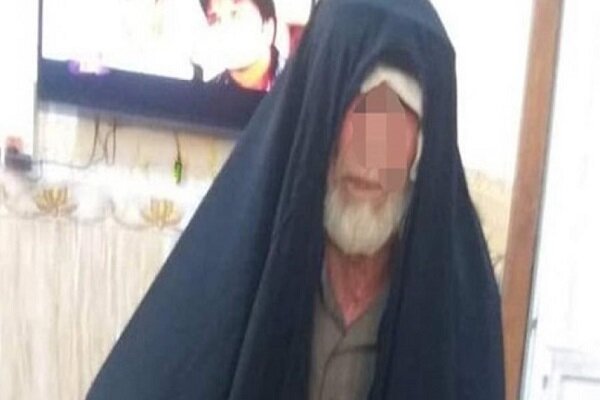 موصل میں زنانہ لباس پہن کر فرار ہونے والے داعشی کمانڈر کو گرفتار کرلیا گیا موصل میں زنانہ لباس پہن کر فرار ہونے والے داعشی کمانڈر کو گرفتار کرلیا گیا