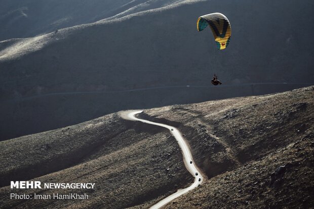 Paragliding in Hamadan
