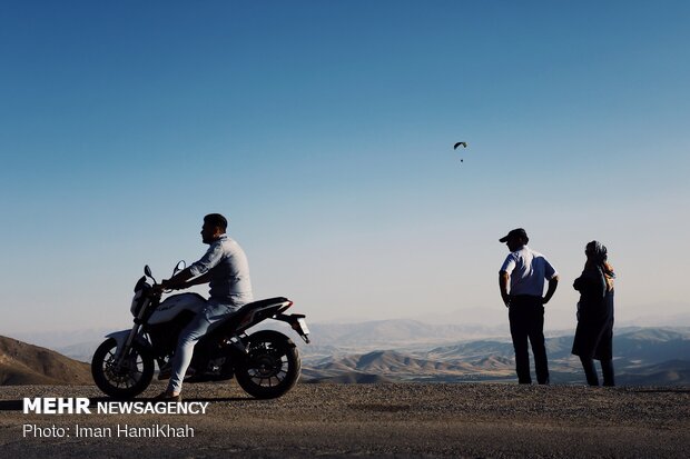 Paragliding in Hamadan