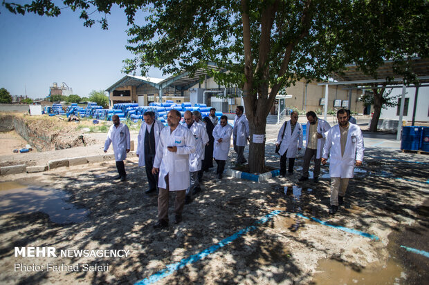 بازدید جمعی از مدیران خبرگزاری مهر از کارخانه فیروز