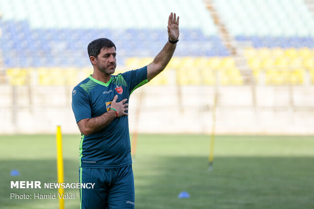 Persepolis training session under Calderon