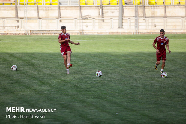 Persepolis training session under Calderon