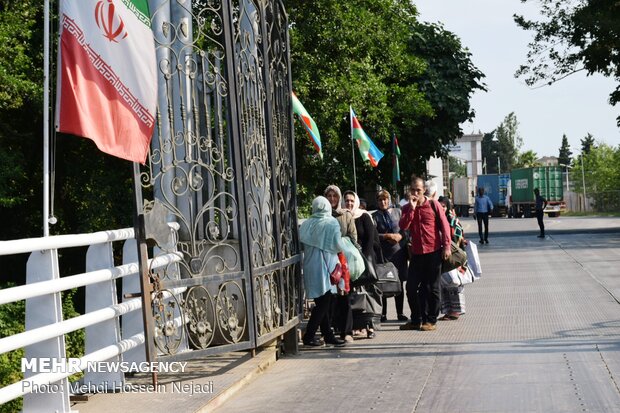 بازدید سرپرست استانداری گیلان از زیرساخت های اقتصادی و گردشگری آستارا