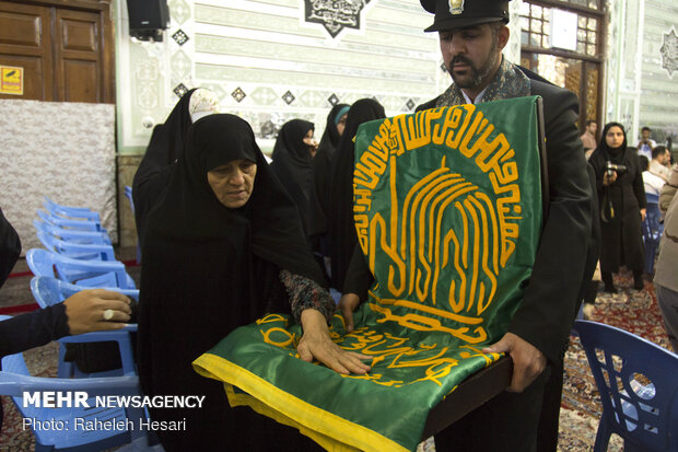 کاروان زیرسایه‌خورشید در گلستان