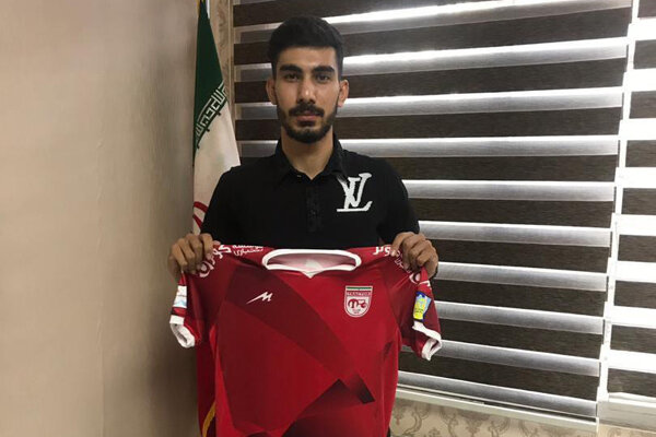 Rubin Kazan forward Shekari signs for Iran's Tractor Sazi