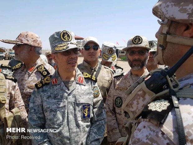 General Bagheri visits northeastern borders