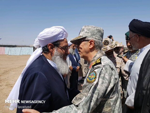 General Bagheri visits northeastern borders