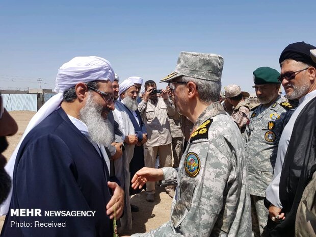 General Bagheri visits northeastern borders