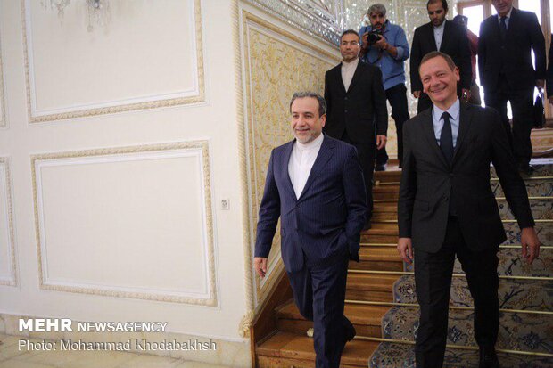 دیدار مشاور ارشد مکرون با ظریف