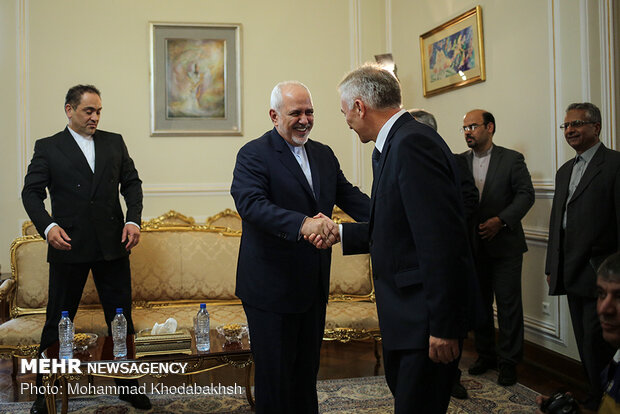 FM Zarif, Belarusian diplomat meeting in Tehran