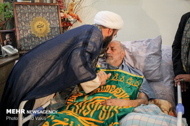 کاروان زیر سایه خورشید در منزل جمال شورجه