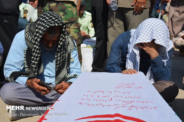 ورود پیکر ۴۴ شهید دوران دفاع مقدس به کشور از مرز شلمچه‎