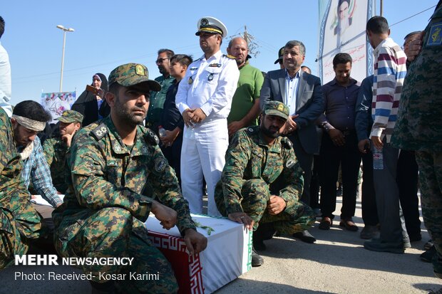 ورود پیکر ۴۴ شهید دوران دفاع مقدس به کشور از مرز شلمچه‎