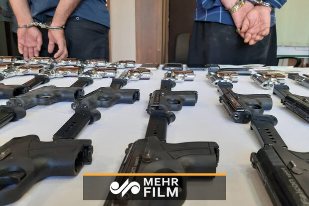 VIDEO: Major gun-smuggling circle in Golestan province disbanded