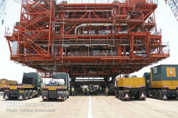 2,400-ton superstructure offshore platform installed in Phase 14-B of South Pars Gas Field