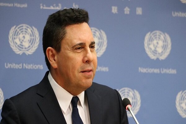 Diplomat denounces US economic terrorism on Tehran, Caracas